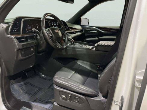 Used 2021 Cadillac Escalade Luxury RWD image 46