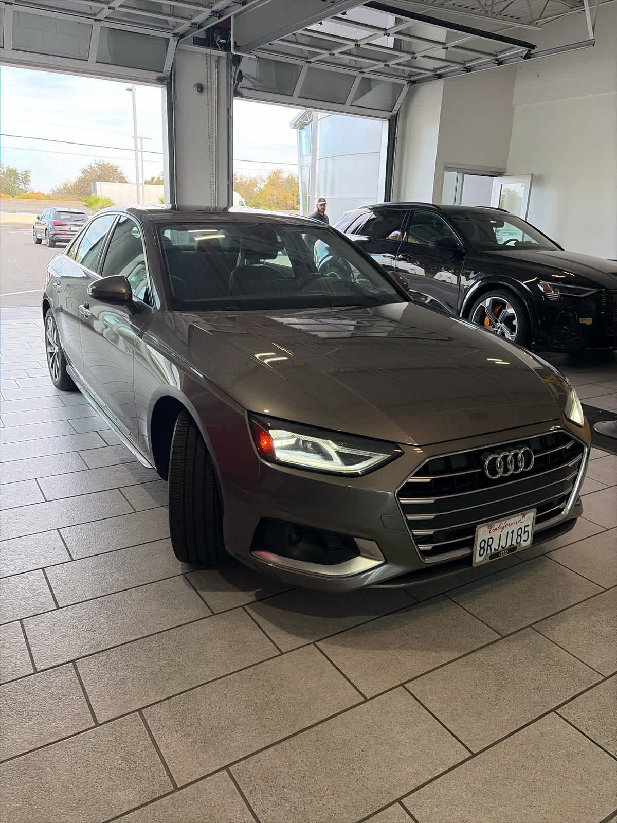 Used 2020 Audi A4 2.0T Premium FWD image 4
