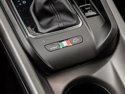 Used 2024 Alfa Romeo Tonale Ti AWD/4WD image 21