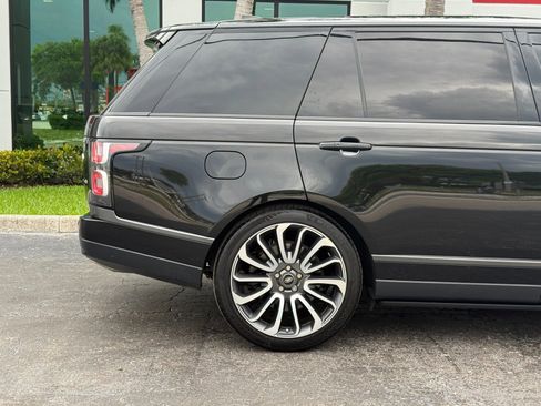 Used 2019 Land Rover Range Rover Long Wheelbase Supercharged AWD/4WD image 6