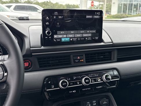 New 2025 Honda Pilot EX-L image 24