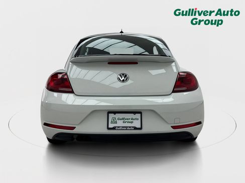 Used 2018 Volkswagen Beetle 2.0T S FWD image 7