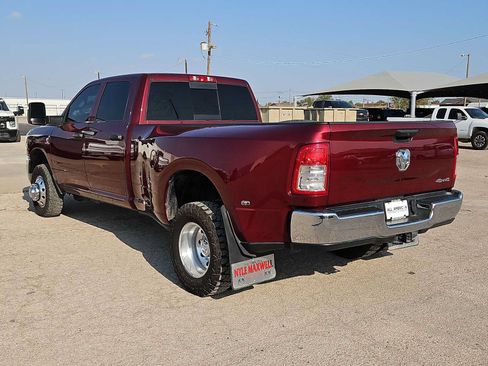 Used 2024 RAM 3500 Tradesman w/ Chrome Appearance Group AWD/4WD image 6