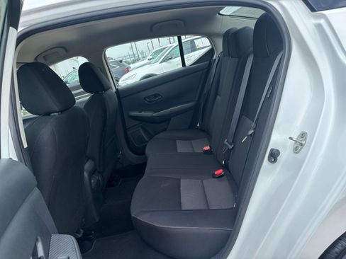 Used 2025 Nissan Sentra SV FWD image 23