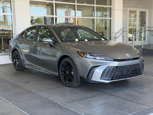 Certified 2026 Toyota Camry SE w/ Convenience Package FWD image 8