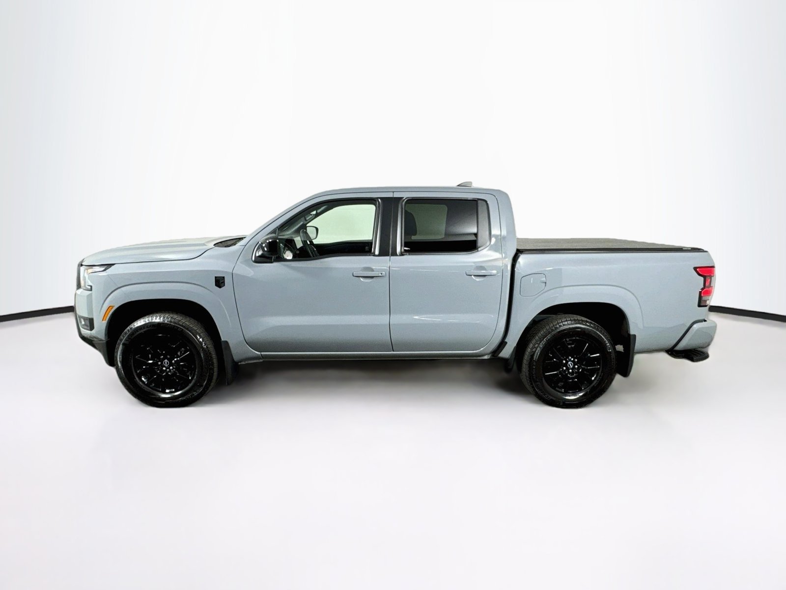 Used 2026 Nissan Frontier SV w/ Tow Package AWD/4WD image 4