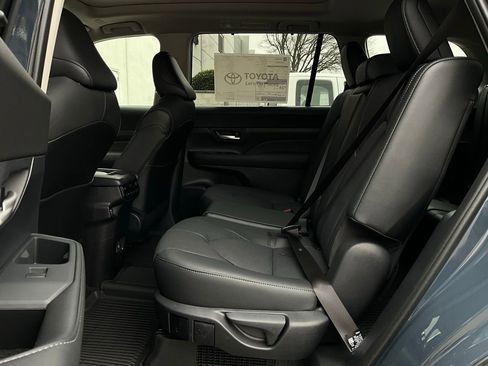 New 2026 Toyota Grand Highlander Limited image 11