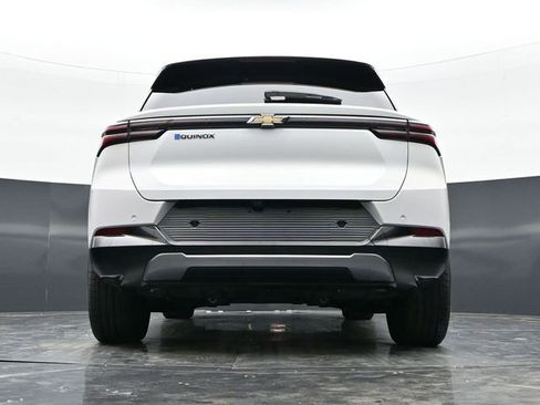 Used 2025 Chevrolet Equinox EV LT w/ Convenience Package FWD image 39