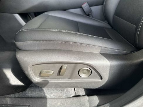 Certified 2025 Chevrolet Equinox LT w/ Convenience Package II AWD/4WD image 14
