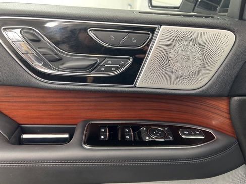 Used 2024 Lincoln Navigator L Reserve image 20