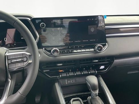 New 2026 GMC Canyon Elevation w/ Convenience Package image 8