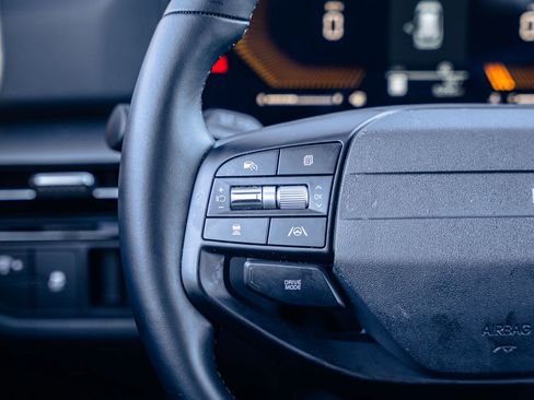 Used 2026 Kia Sportage LX w/ LX Convenience Package image 24