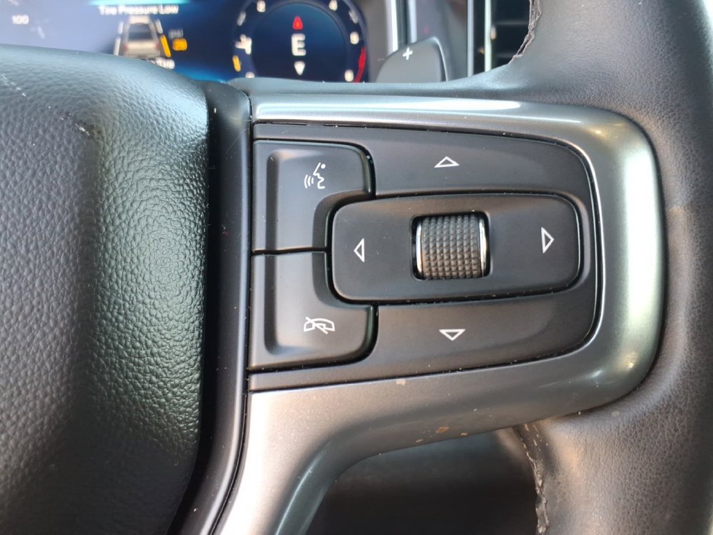 Used 2024 Chevrolet Silverado 1500 RST w/ Convenience Package II AWD/4WD image 9