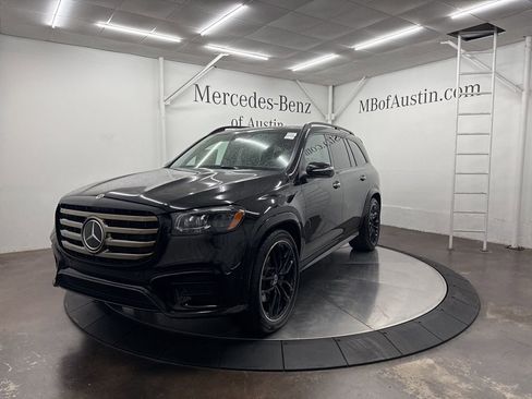 Used 2026 Mercedes-Benz GLS 450 4MATIC image 3