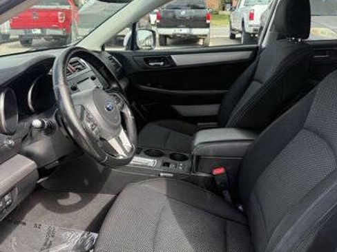 Used 2016 Subaru Outback 2.5i Premium AWD/4WD image 11