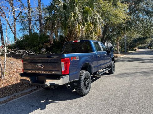 Used 2019 Ford F250 XL w/ STX Appearance Package image 5