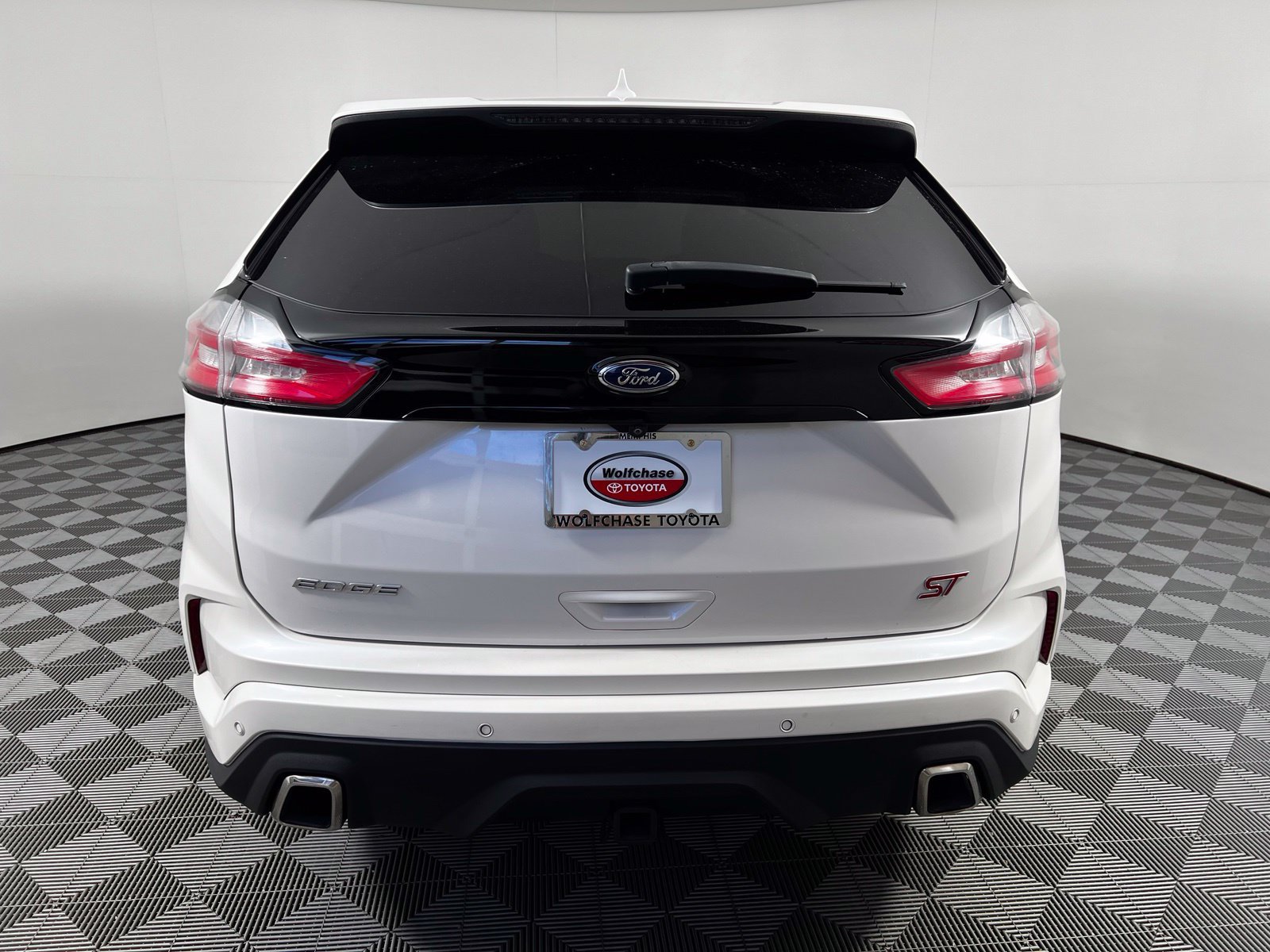Used 2019 Ford Edge ST w/ Equipment Group 401A AWD/4WD image 6