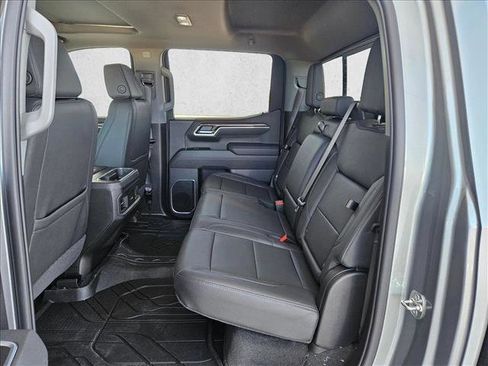 New 2026 Chevrolet Silverado 1500 RST w/ Redline Edition AWD/4WD image 16