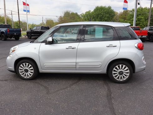Used 2014 FIAT 500L Easy w/ Popular Equipment Group FWD image 29
