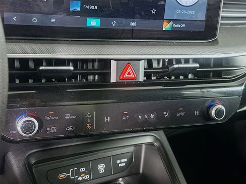 Used 2025 Kia K5 LXS image 23