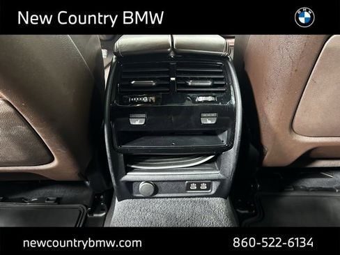 Used 2022 BMW 530i xDrive 530i xDrive w/ M Sport Package image 27