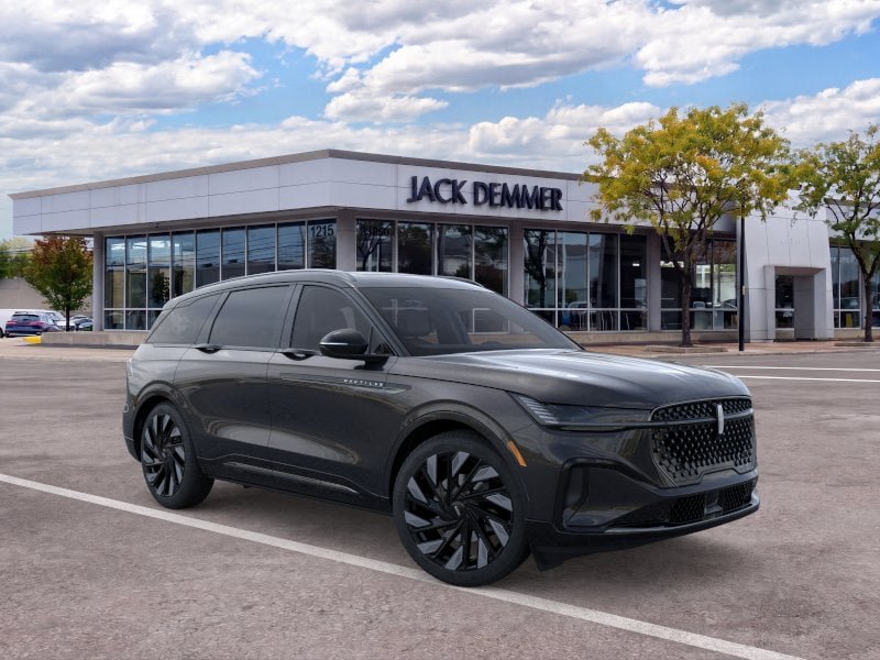 New 2026 Lincoln Nautilus Reserve w/ Jet Appearance Package AWD/4WD image 7