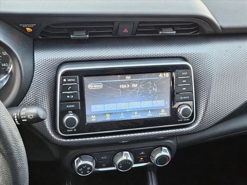 Used 2019 Nissan Kicks S FWD image 13