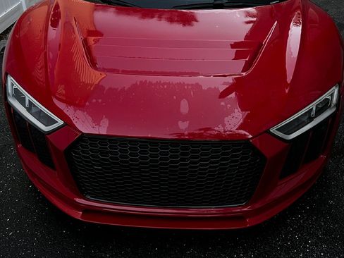 Used 2017 Audi R8 V10 plus AWD/4WD image 4