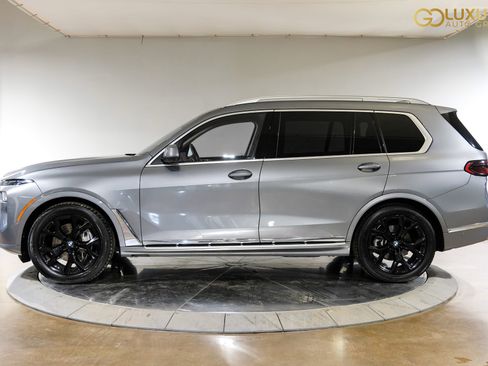 Used 2025 BMW X7 xDrive40i AWD/4WD image 13