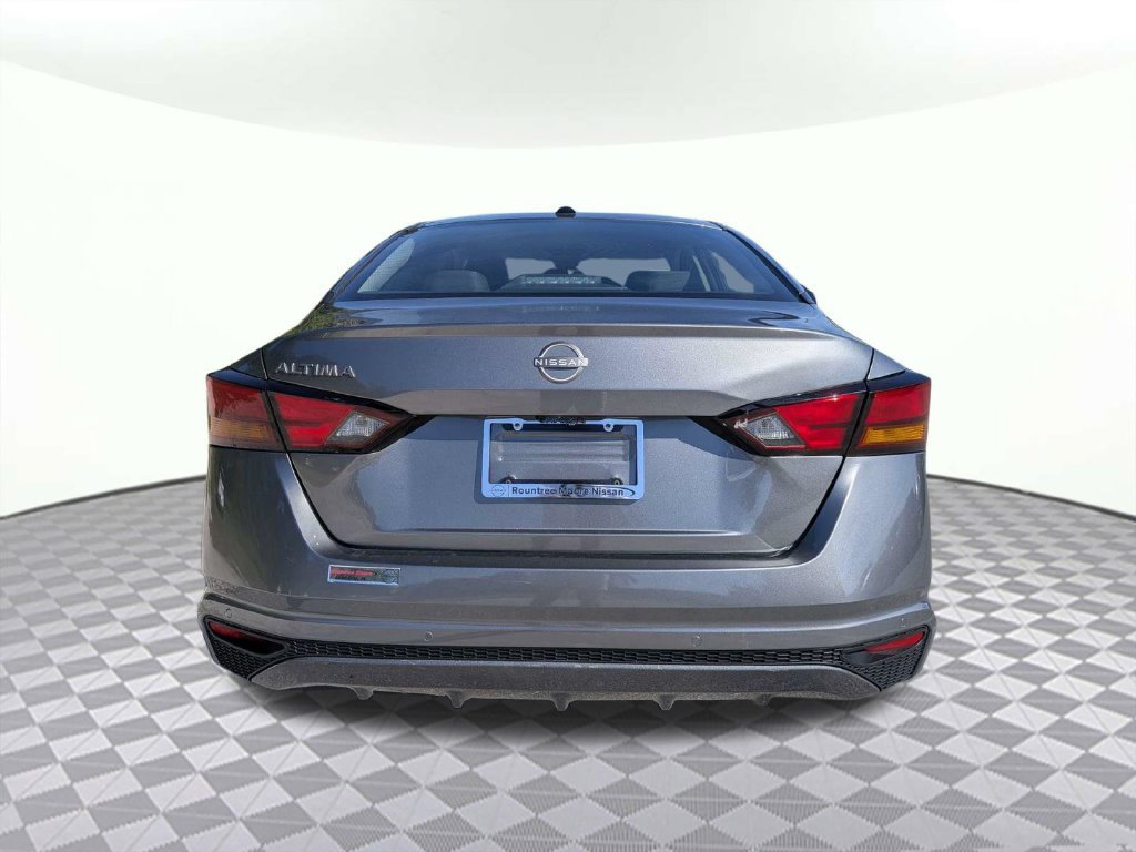 Used 2026 Nissan Altima 2.5 SV FWD image 4
