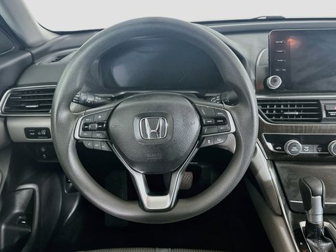 Used 2018 Honda Accord EX image 18