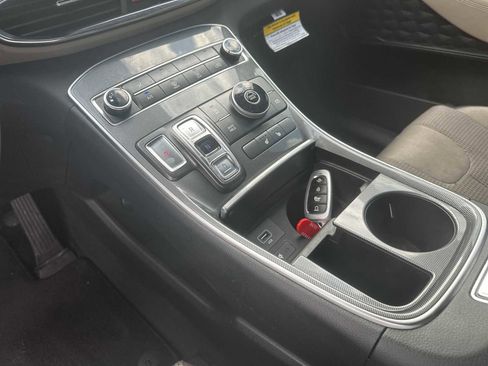 Certified 2022 Hyundai Santa Fe SEL image 16