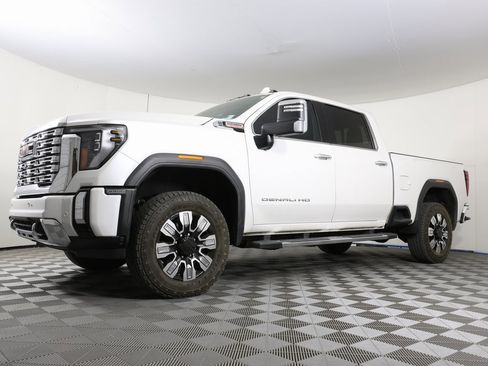 Used 2024 GMC Sierra 2500 Denali w/ Denali Reserve Package image 1