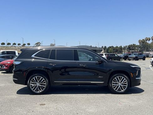 New 2026 Buick Enclave Avenir w/ Super Cruise Package FWD image 2