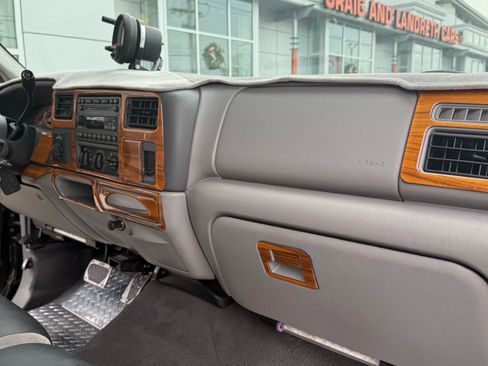 Used 1999 Ford F350 4x4 Crew Cab DRW Super Duty image 36