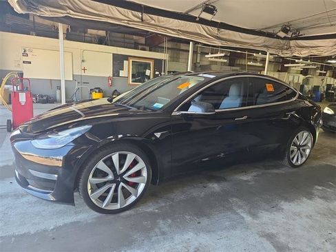 Used 2019 Tesla Model 3 Performance AWD/4WD image 3