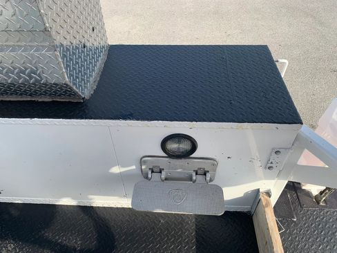 Used 2017 Ford F550 4x4 Regular Cab Super Duty image 39