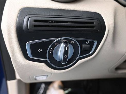 Used 2020 Mercedes-Benz GLC 300 4MATIC Coupe image 20