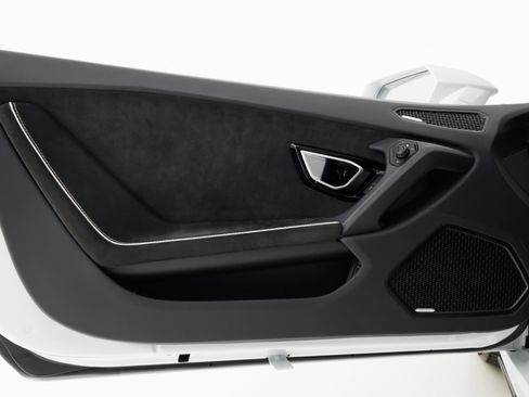 Used 2020 Lamborghini Huracan EVO AWD/4WD image 36