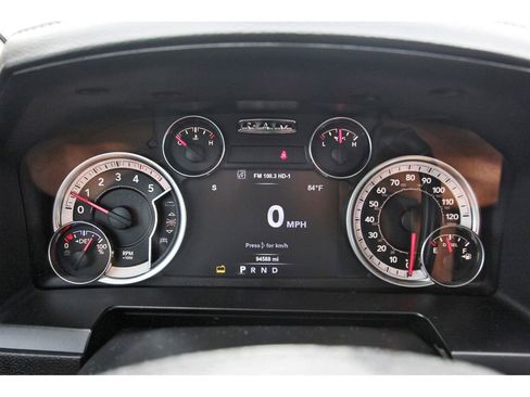 Used 2018 RAM 2500 Laramie w/ Off Road Package image 8