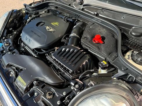 Used 2015 MINI Cooper 2-Door Hardtop image 24