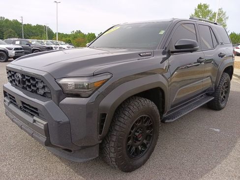 Used 2025 Toyota 4Runner TRD Off-Road Premium AWD/4WD image 7