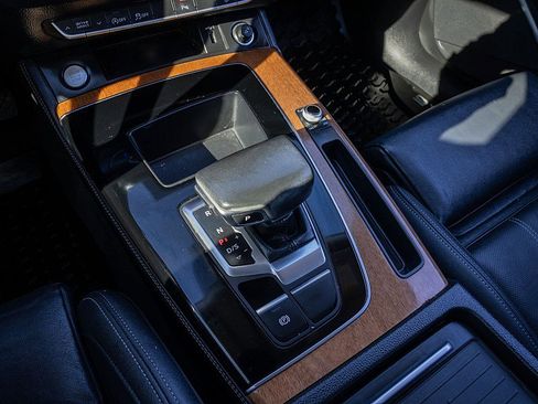 Used 2021 Audi Q5 2.0T Premium Plus w/ Premium Plus Package image 27