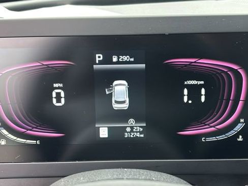 Used 2024 Kia Sportage LX image 14