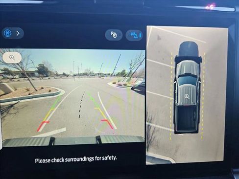 Used 2025 Ford F150 Lariat w/ Equipment Group 501A Mid image 12