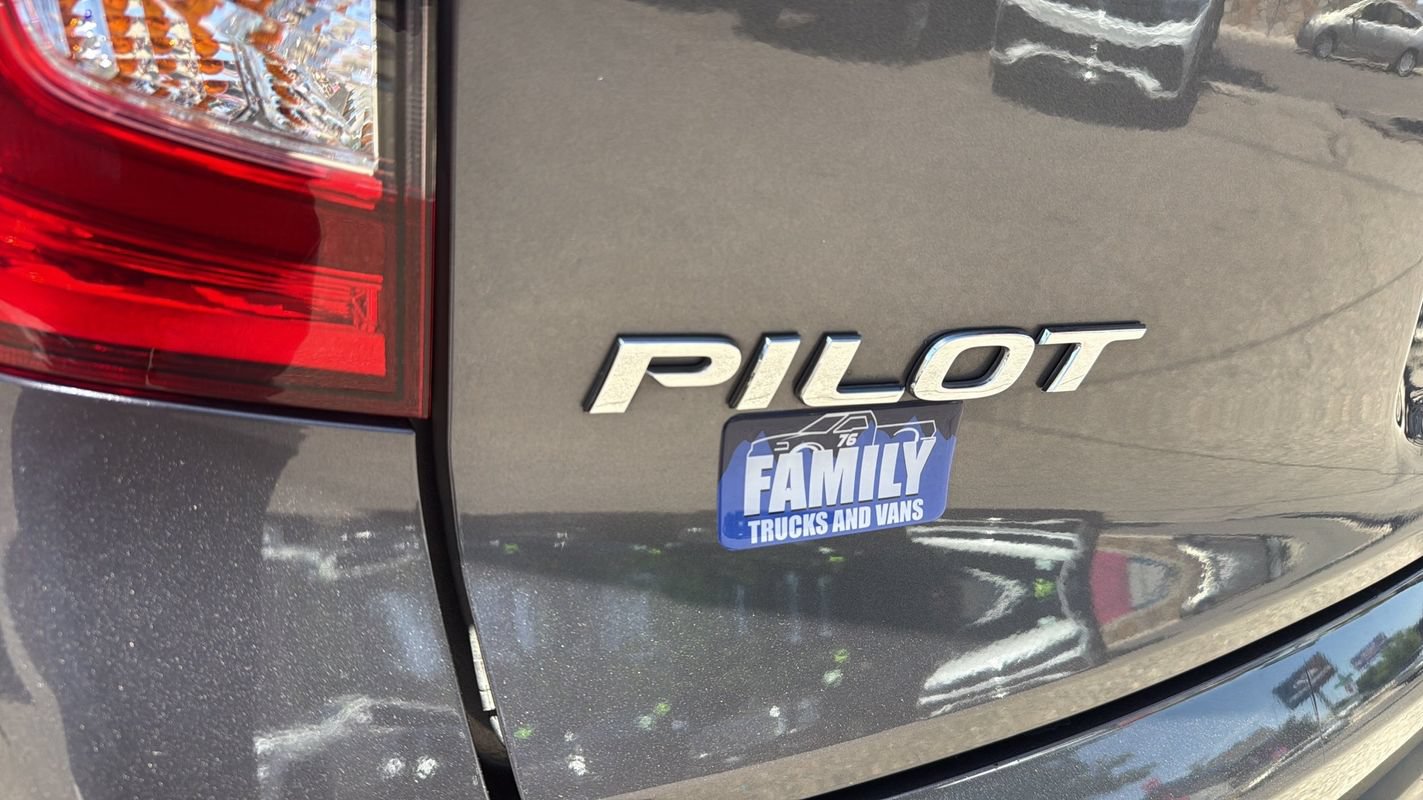 Used 2021 Honda Pilot Touring image 23