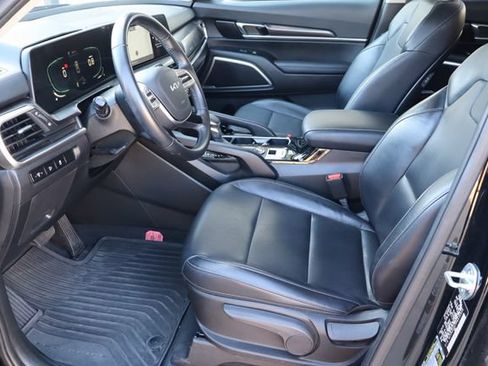 Used 2023 Kia Telluride LX FWD image 15
