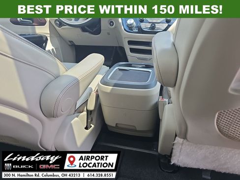 Used 2020 Chrysler Pacifica Limited image 22