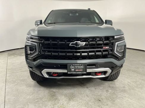 Used 2025 Chevrolet Tahoe Z71 w/ Z71 Off-Road Package AWD/4WD image 3