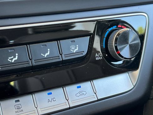 Used 2018 Hyundai Sonata SE FWD image 29